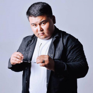 Песня Бекарыс Толқынбек – Алтыным