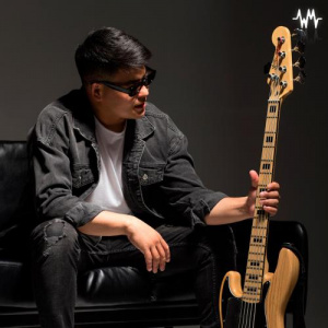 Песня Nurlybek Amanov – Мені сүйдің бе шын (cover)