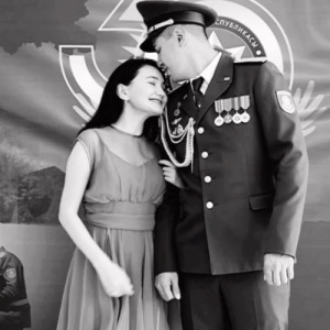 Песня Dinara Sunny – Seni qoldaiyn