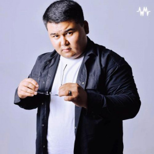 Песня Бекарыс Толқынбек – Анамның күткен келіні