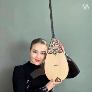 Песня Мәртебелі Бауыржанқызы – Көрұғылы