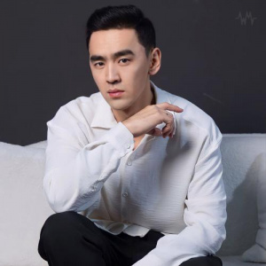 Песня Қуаныш Тұрдыжан – Мен сені неге іздеймін