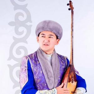 Песня Yerlan Ryskali – Ozim turaly