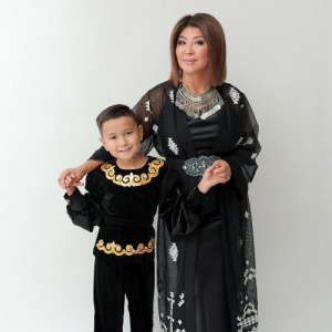 Песня Шахизада, Али Сенбі – Қазақ елі