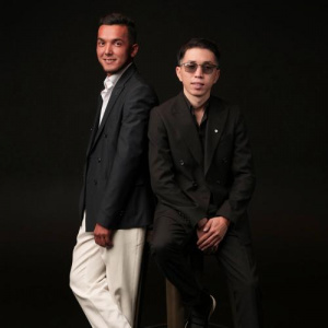 Песня Erlan Tabynbai, Bagdat Abdirazak – Жүректің тапшы емін