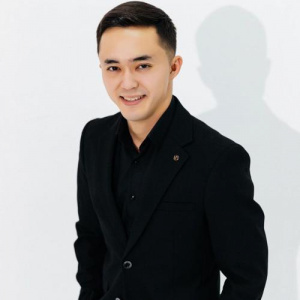 Песня Адлет Асанов – Еркем менің