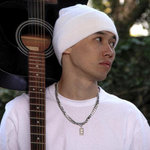 Песня Мұрагер Мәлік – Еркелетем сені