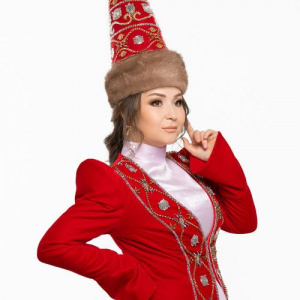 Песня Қарлығаш Сұлтанша – Қызғалдағым