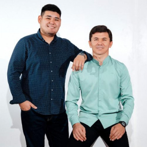 Песня Бекзат Тоқсан, Әзімбек Сүбиханов – Жүрмін сені ойлап