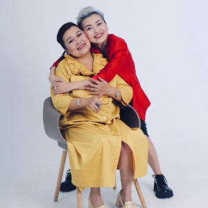 Песня Gulmira Izbaskhanova, Zulfya – Анамның еркесімін