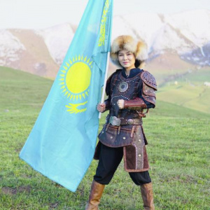 Песня Gulmira Izbaskhanova – Бабалардан қалған із