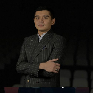 Песня Думан Құрмаш – Мұнайлы мақтанышым Мақатым