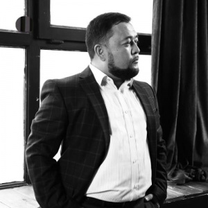 Песня Амирхан Құлбай – Бейтаныс қыз