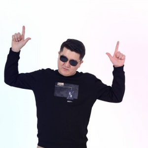 Песня Адай Мұқанов – 40 жас