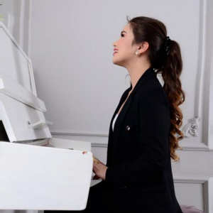 Песня Aida Daurenkyzy – Alysqa