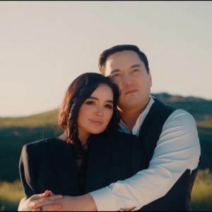 Песня Aikerim Kalaubaeva & Нұрлан Әлімжанов – Рас Па Жаным