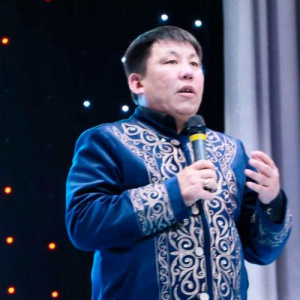 Песня Сансызбай Султангалиев – Сыйласқанға не жетсін