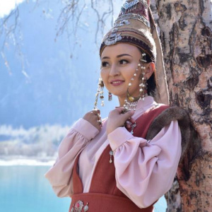 Песня Бақытнұр Қызырбайқызы – Боларсың жақсы келін