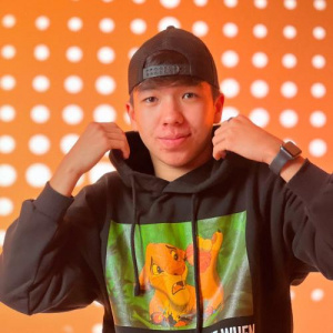 Песня Qenzhe Bala – Сен үшін