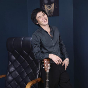 Песня Нұртуған Қазиев – Қолыңды бер