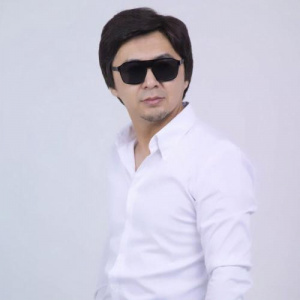 Песня Серік Исахан – Түлектер 10 жылдықтан 50 жылдыққа