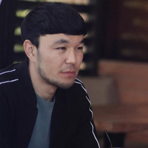 Песня Бекзат Шарипбаев – Сүйіктісін сатқан