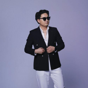 Песня Tilek Bokebai – Ademi qyz