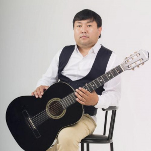 Песня Алтай Өнерхан – Жақсылыққа шақырам