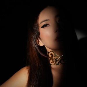 Песня Madina Sadvakasova – Сен қашан ораласың