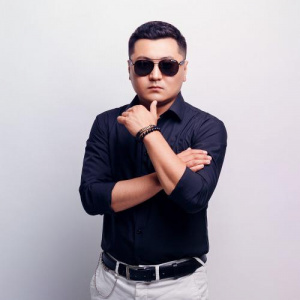 Песня Асылхан Шалқаров – Үш жүз