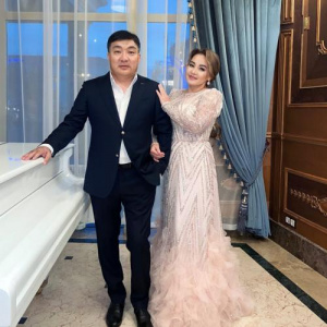 Песня Тоқтар Серіков, Бейбіт Сейдуалиева – Күтіп жүрмін көктемімді