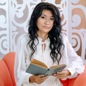 Песня Акижанова Гүлнұр – Мұғалімдерім, әріптестерім