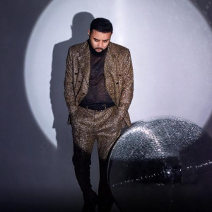 Песня Еркебұлан Құмаров – Бір қара