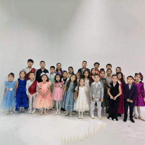 Песня Назира Хибашеваның вокал студиясы – Туған жерім-Қазақстаным!