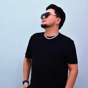 Песня Сагдат Булебаев – Сағынып келдім