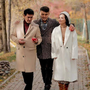 Песня Zhazira Bairbekova, Zhanbolat Erbatyrov – Әкем-әнім