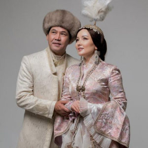 Песня Zhazira Bairbekova, Zhanbolat Erbatyrov – Ар ма Халқым