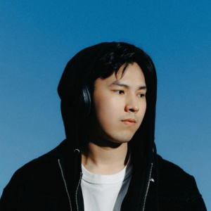 Песня DUMAN SAILAUBAYEV – Qupiya