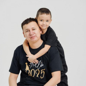 Песня Алмас Такиров – Ұлыма