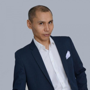 Песня Нұржан Жақсан – Түсіңе мен енемін