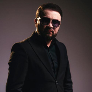 Песня Ринат Жадайханов – Таңғы қала