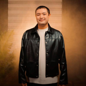 Песня Adilet Jaygashar – Бір баян бақ