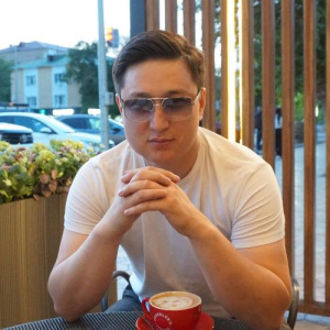 Песня Нұрсұлтан Арман – Білмеймін кімнен бақыт табарымды