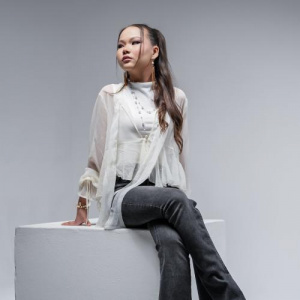 Песня Аяулым Имангелді – Соңғы қоңырау