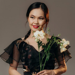 Песня Гүлмира Шмадияр – Ғашық екенмін