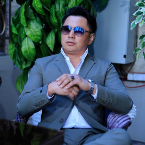 Песня Ердос Султанов – Саяхаттағы сағатым