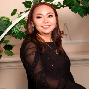 Песня Арайлым Мамырбекқызы – Бір әдемі ән жазайықшы