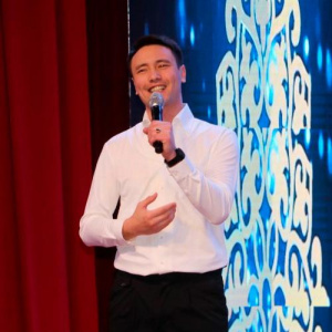 Песня Кулбеков Айдар – Көздеріңнің көркем-ай (cover)