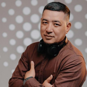 Песня Ермухан Какенов – Сен