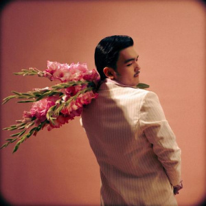 Песня Almas – Túnniń bir uaģynda